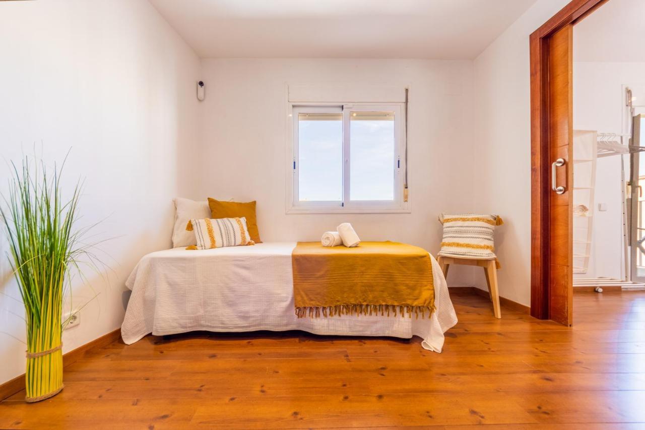 Апартаменты Wooow!!! Atic Centric Amb Terrassa Таррагона Экстерьер фото